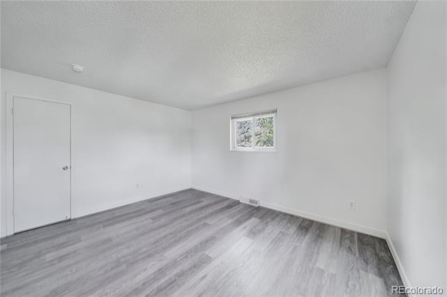 Building Photo - 6233 W Caley Ave