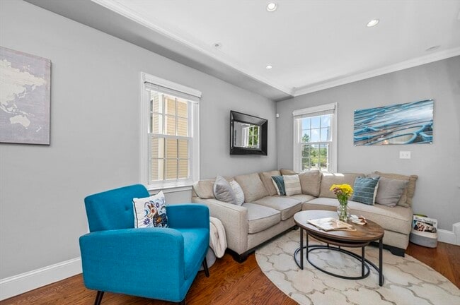 Building Photo - 45 Rutherford Ave