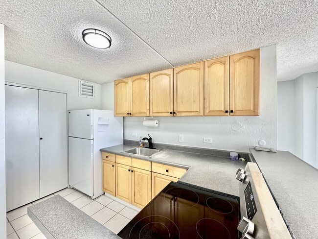 Building Photo - 111 Kahului Beach Rd