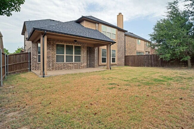 Building Photo - Spacious & Charming Home in Desirable Savannah Community
