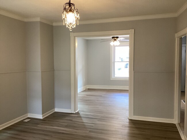 Building Photo - Beautifully Updated Half Duplex in the Boro