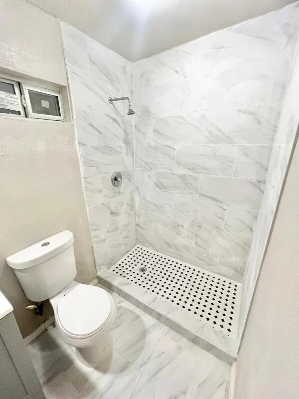 Building Photo - 754 Fitch St