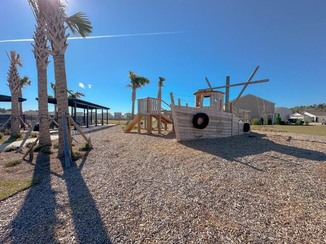 Building Photo - Home in Cane Bay Plantation