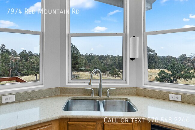 Building Photo - 7974 Red Mountain Rd