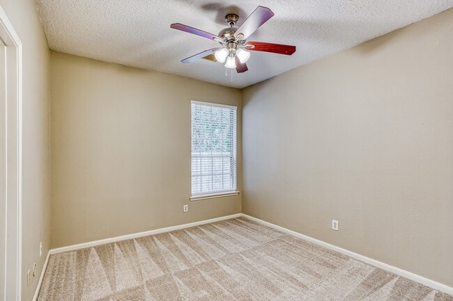 Building Photo - 4022 N Dawn Cypress Ct