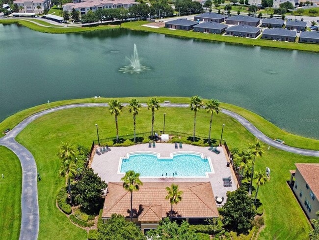 Building Photo - 2949 Langdon Ln S