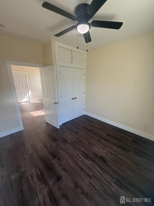 Building Photo - 205 Duncan Ave