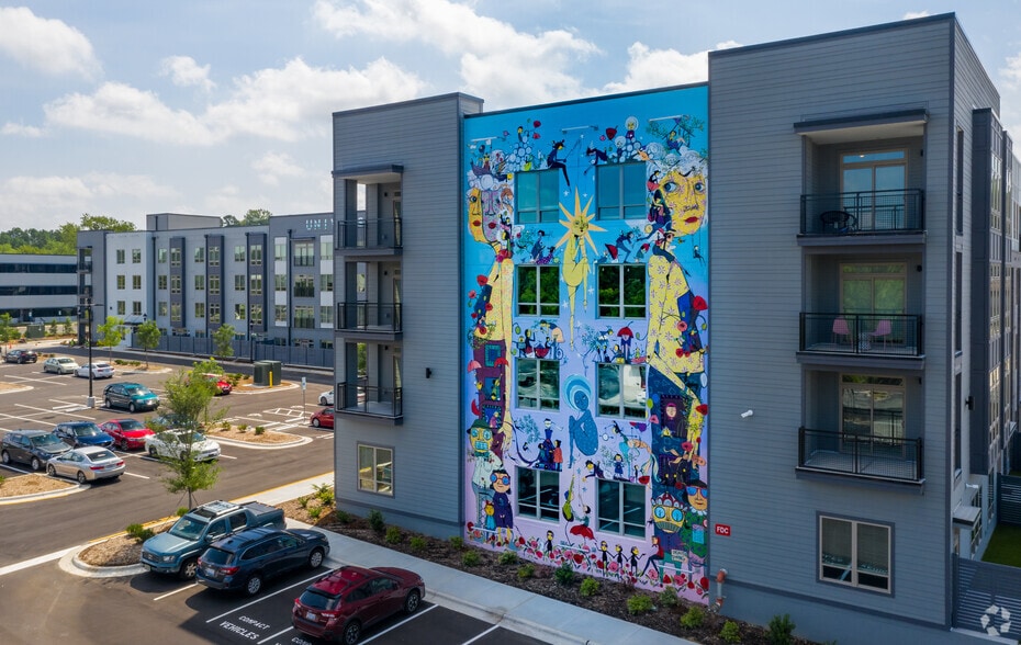 Building Photo - University Hill (New)