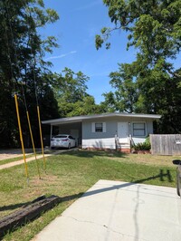Building Photo - 1513 Atkamire Dr