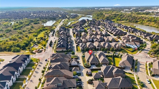 Building Photo - 4301 Meadow Hawk Dr