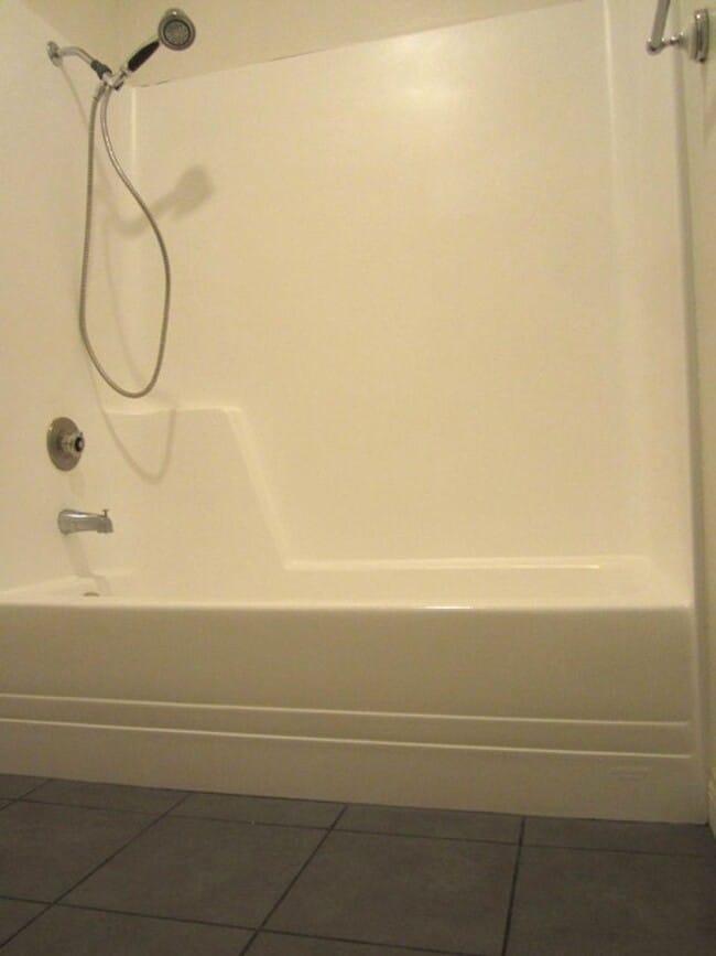 Building Photo - La Mesa "Near SDSU" Spacious 2BR/2BA Condo...