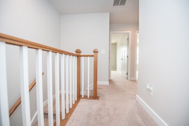 Building Photo - 3BR/2.5BA Upgraded Luxury Townhome on Spartanburg’s Westside, NO APPLICATION FEE if APPROVED