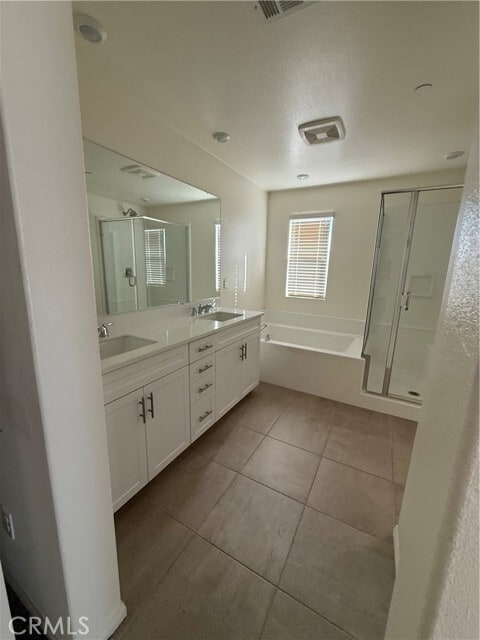 Building Photo - 558 Pablo Rd