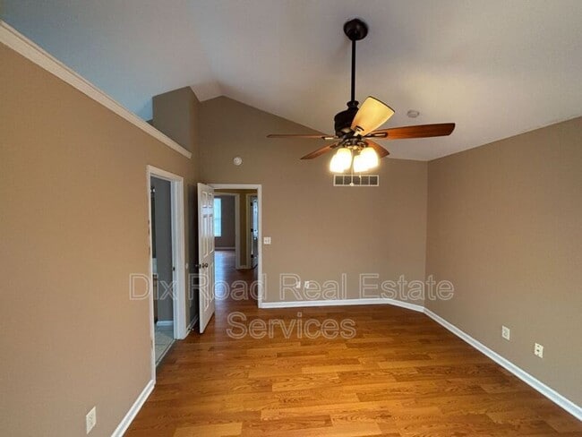 Building Photo - 17 Ambergreen Ct