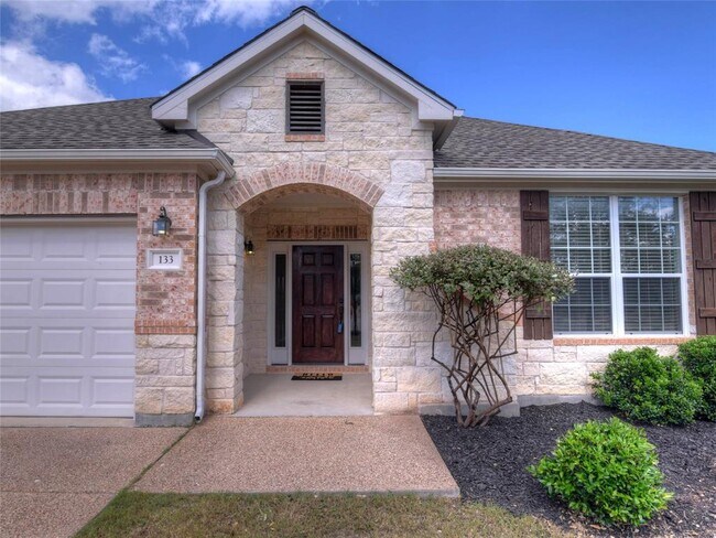 Building Photo - 133 Rain Lily Cir