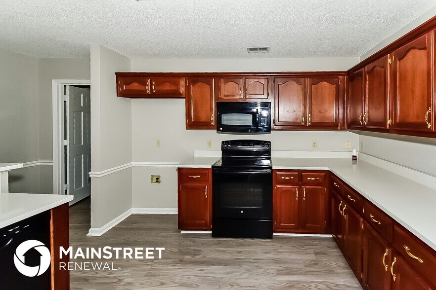 Building Photo - 7253 Leeward Cove