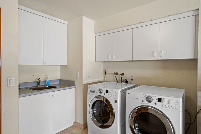 Building Photo - Mandalay Shores Beach| Home on Mandalay Be...