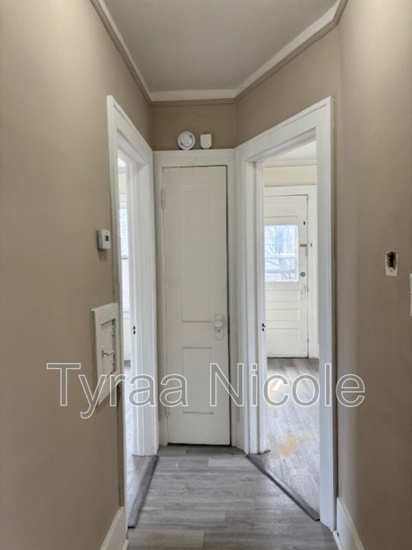 Building Photo - 2285 Cortland St