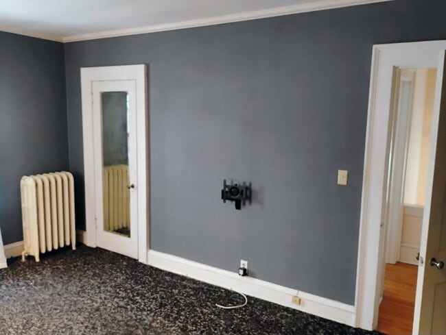 Building Photo - 1218 W 50th St