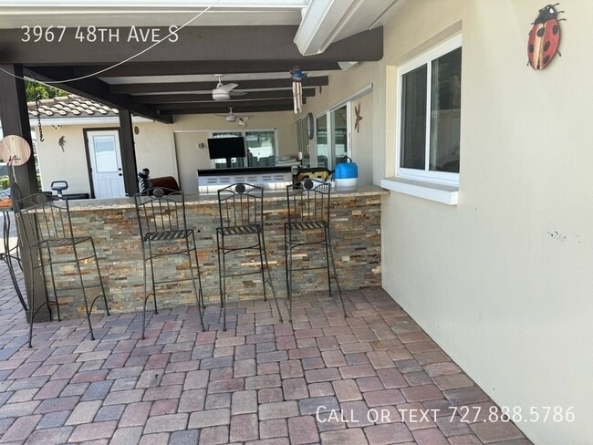 Building Photo - 3967 48th Ave S