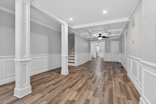 Building Photo - 39 Carroll St