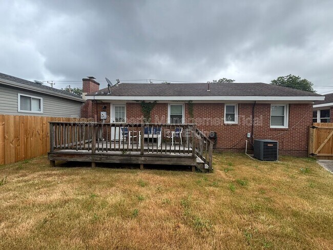 Building Photo - 8803 Chesapeake Blvd