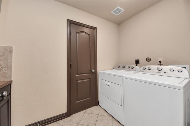 Building Photo - 10934 Visconti Ct