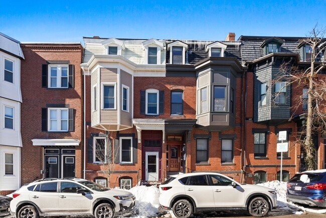 Building Photo - 109 N St