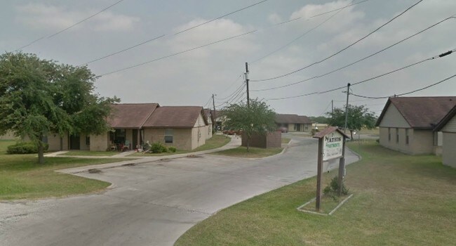 Primary Photo - Mathis Apartments