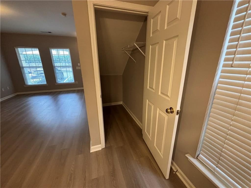Building Photo - 3300 Hidden Cove Cir NW
