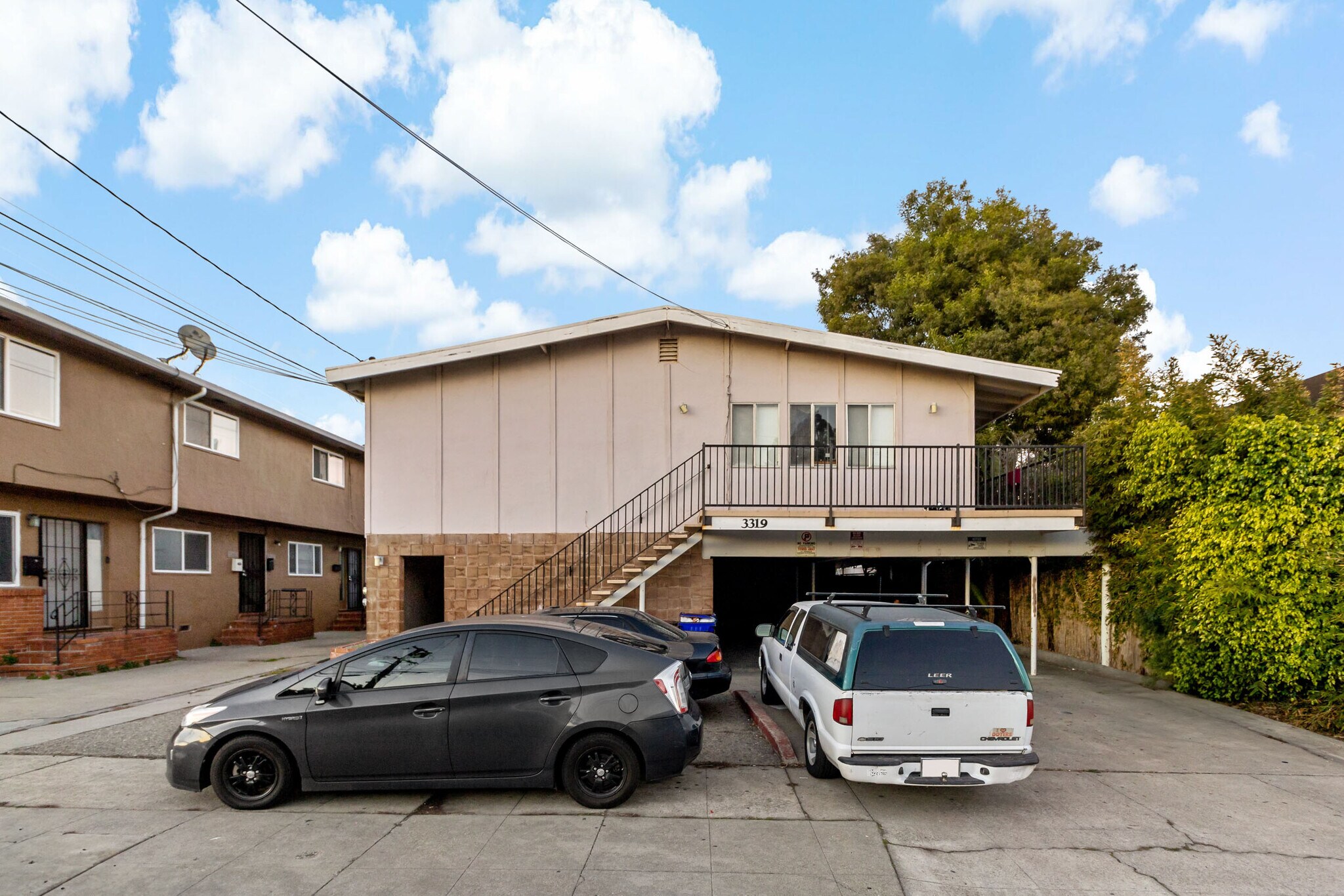 Building Photo - 3319 Nevin Ave