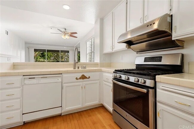 Building Photo - 3680 S Bear St