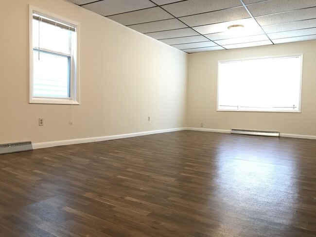 Building Photo - 109 Ford Ave