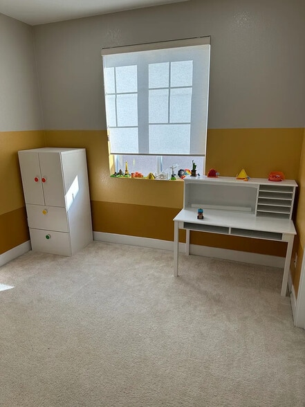 Building Photo - 38024 Luma Ter