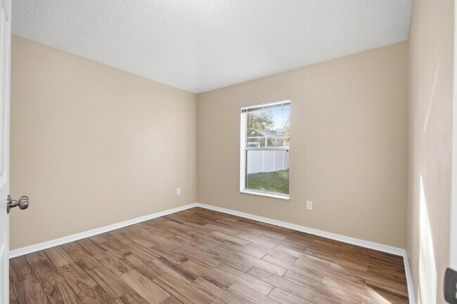 Building Photo - Beautiful 3 Bedroom Home for Rent in Palm Coast!