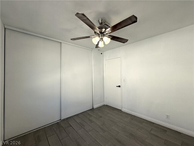 Building Photo - 7311 Girard Dr