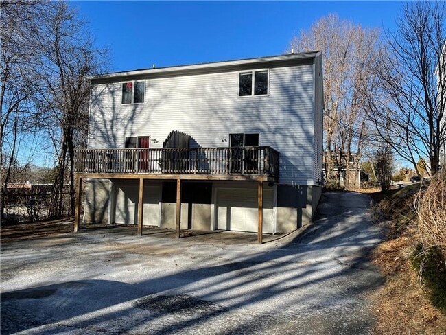 Building Photo - 12 Beacon St