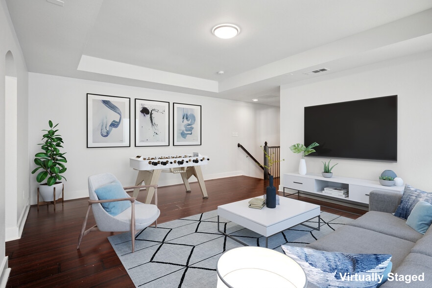 Building Photo - 5009 Manett St