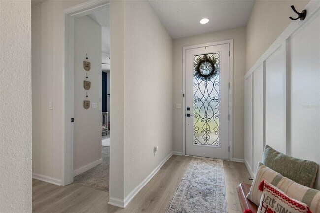 Building Photo - 143 Alderwood Pl