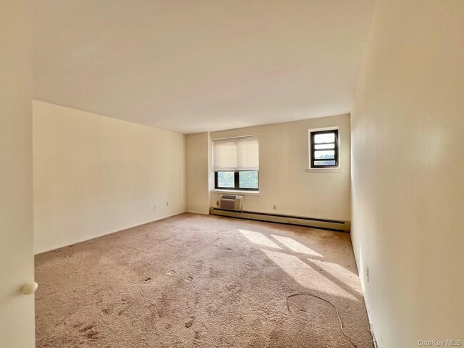 Building Photo - 77 Carpenter Ave