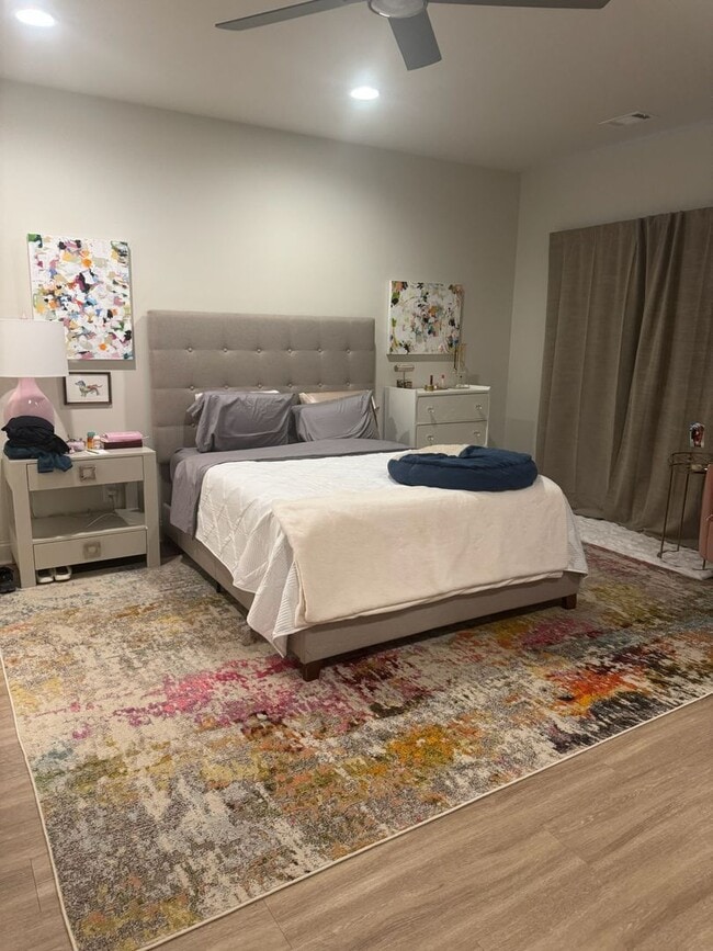 Building Photo - Glenwood Townhomes Unit #103