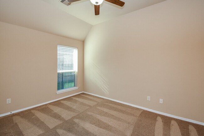 Building Photo - 11511 Ryan Manor Dr