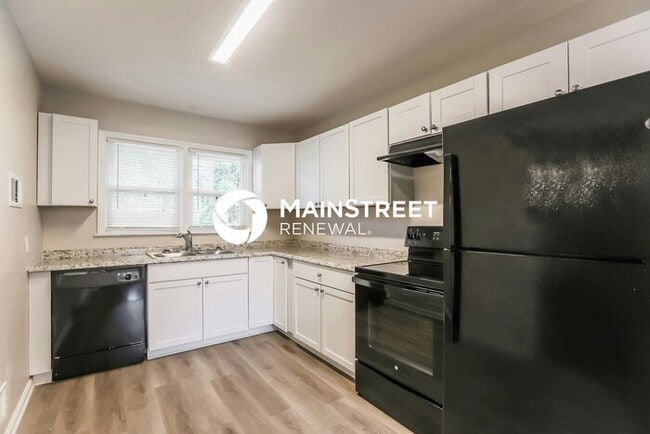 Building Photo - 3 Bedroom Pet-Friendly Home in KANSAS CITY...