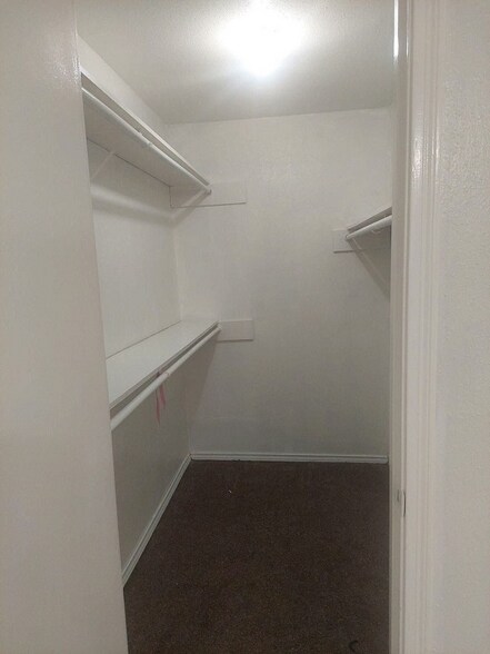 Building Photo - 12627 Ashford Meadow Dr