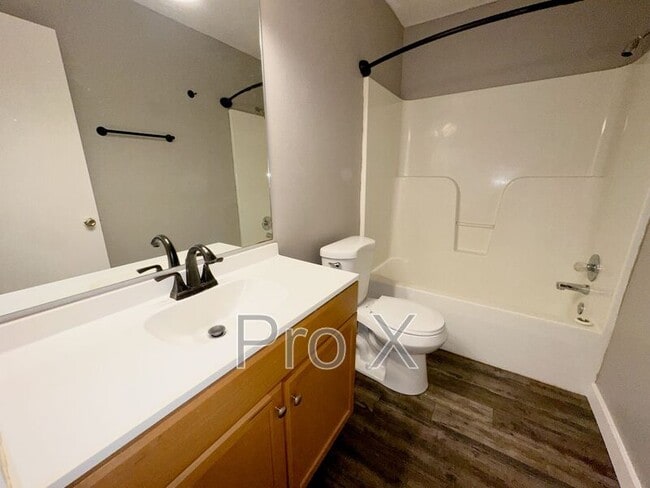 Building Photo - 1446 N Dawn Dr