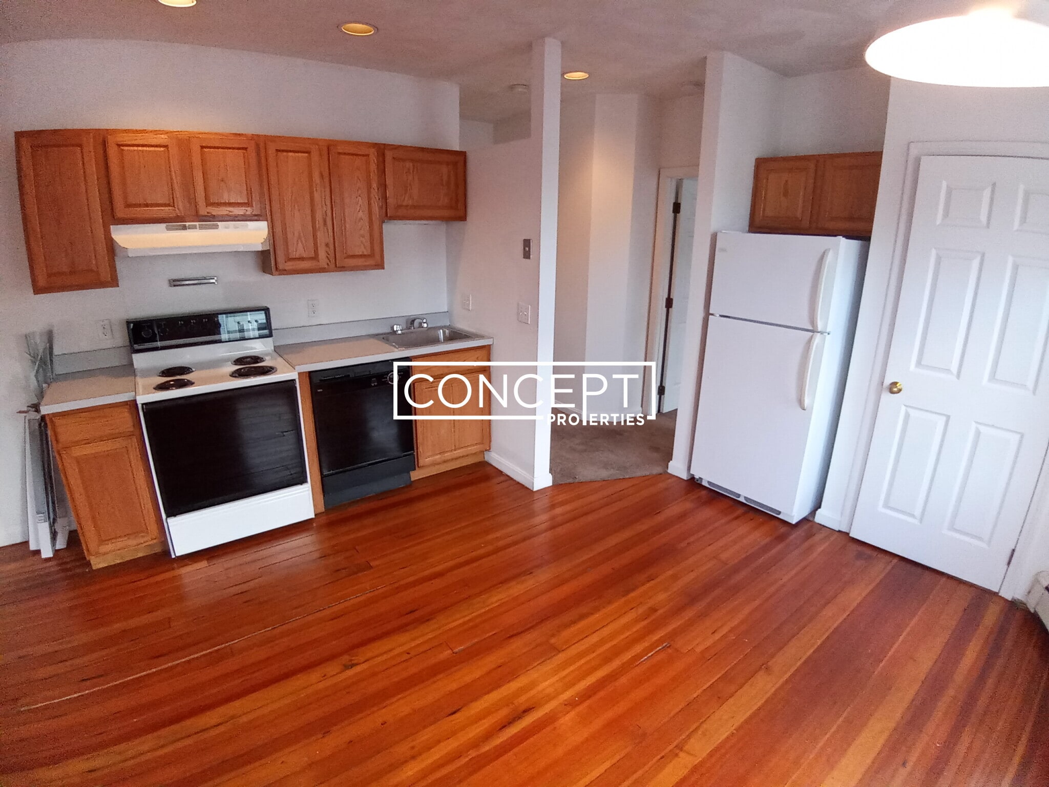 Building Photo - 58 Mansfield St