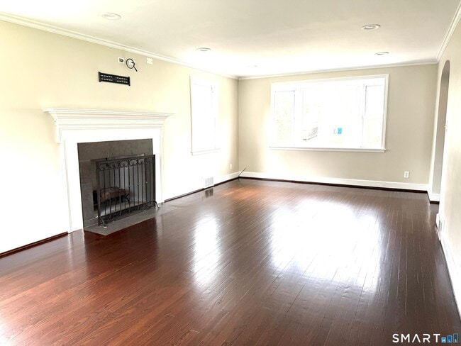 Building Photo - 28 Miamis Rd