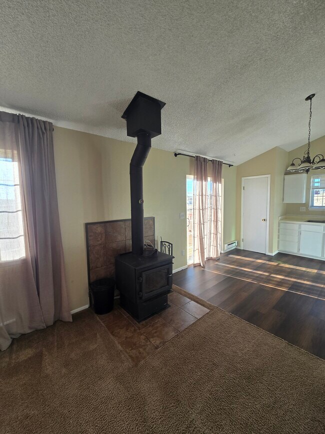 Building Photo - 432 Grandview Dr