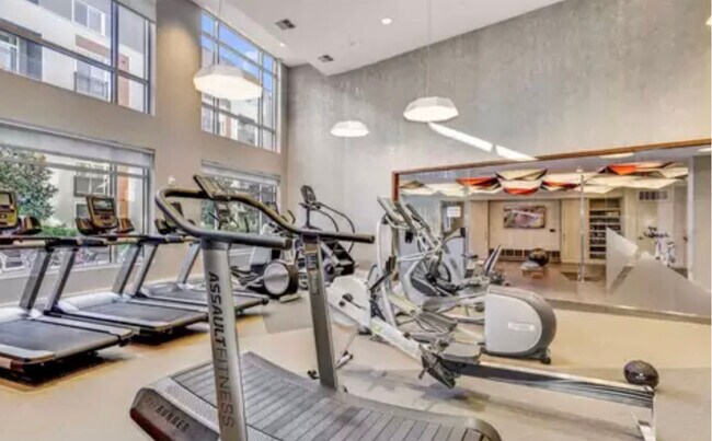 Building Photo - 145 Riverhaven Dr