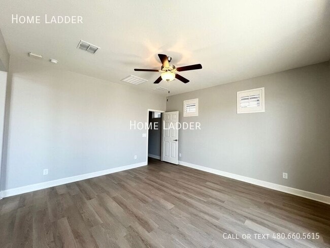 Building Photo - 7055 W Jasper Dr